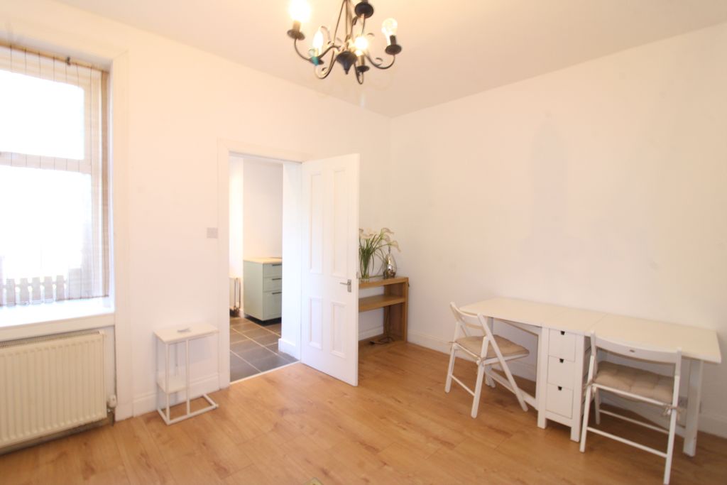 1 bed flat to rentMain Road, Beith KA14 photo 3