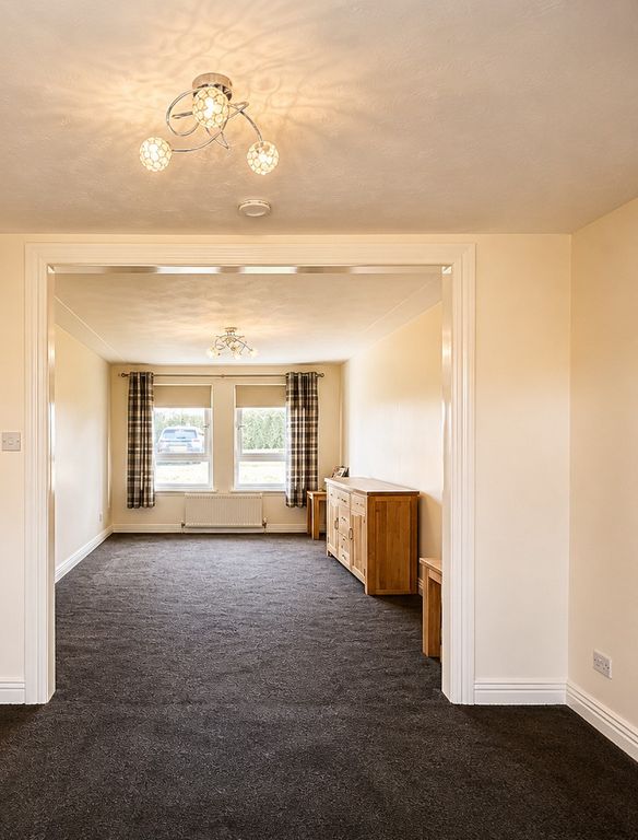 Additional image 5 of 2 bed flat to rentMay Gardens, Hamilton, Lanarkshire ML3