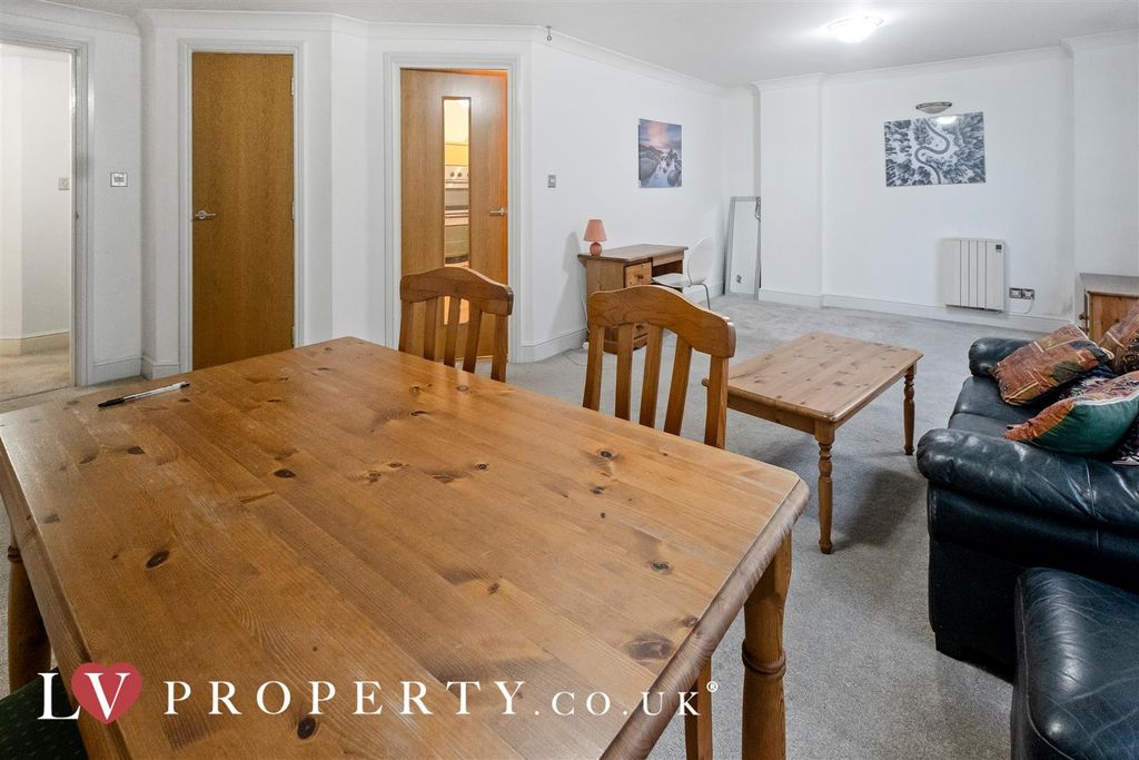 Additional image 6 of 2 bed flat to rent35 Paradise Street, Birmingham B1