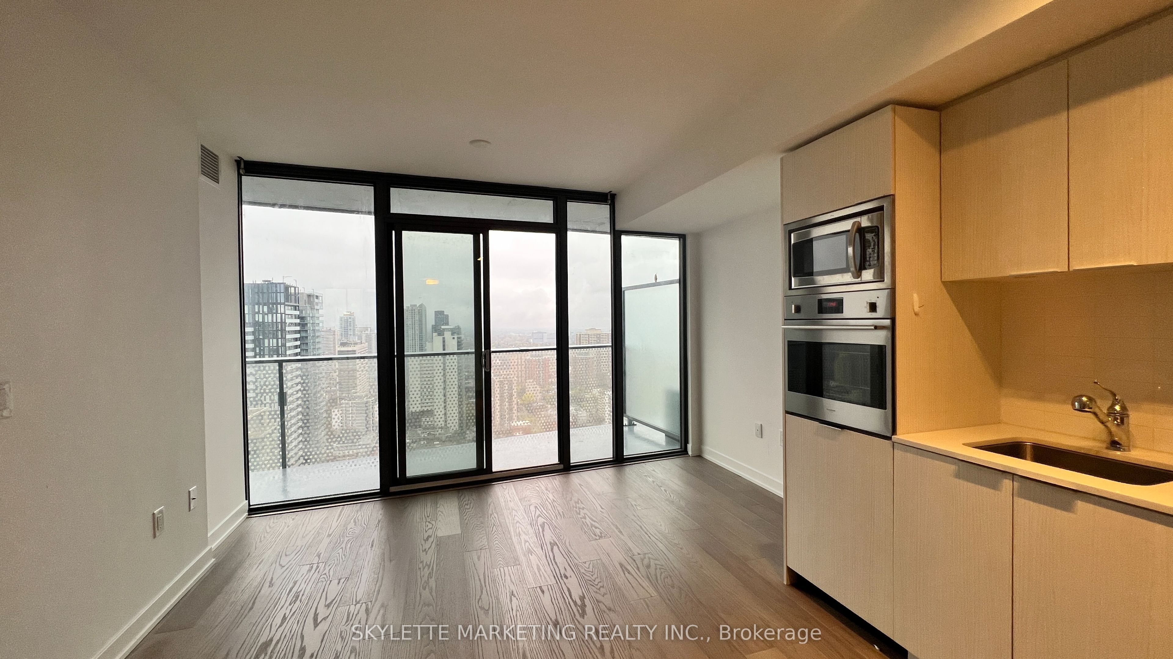 Additional image 6 of 3201-11 Wellesley Street W, Toronto, ON, M4Y 0G4