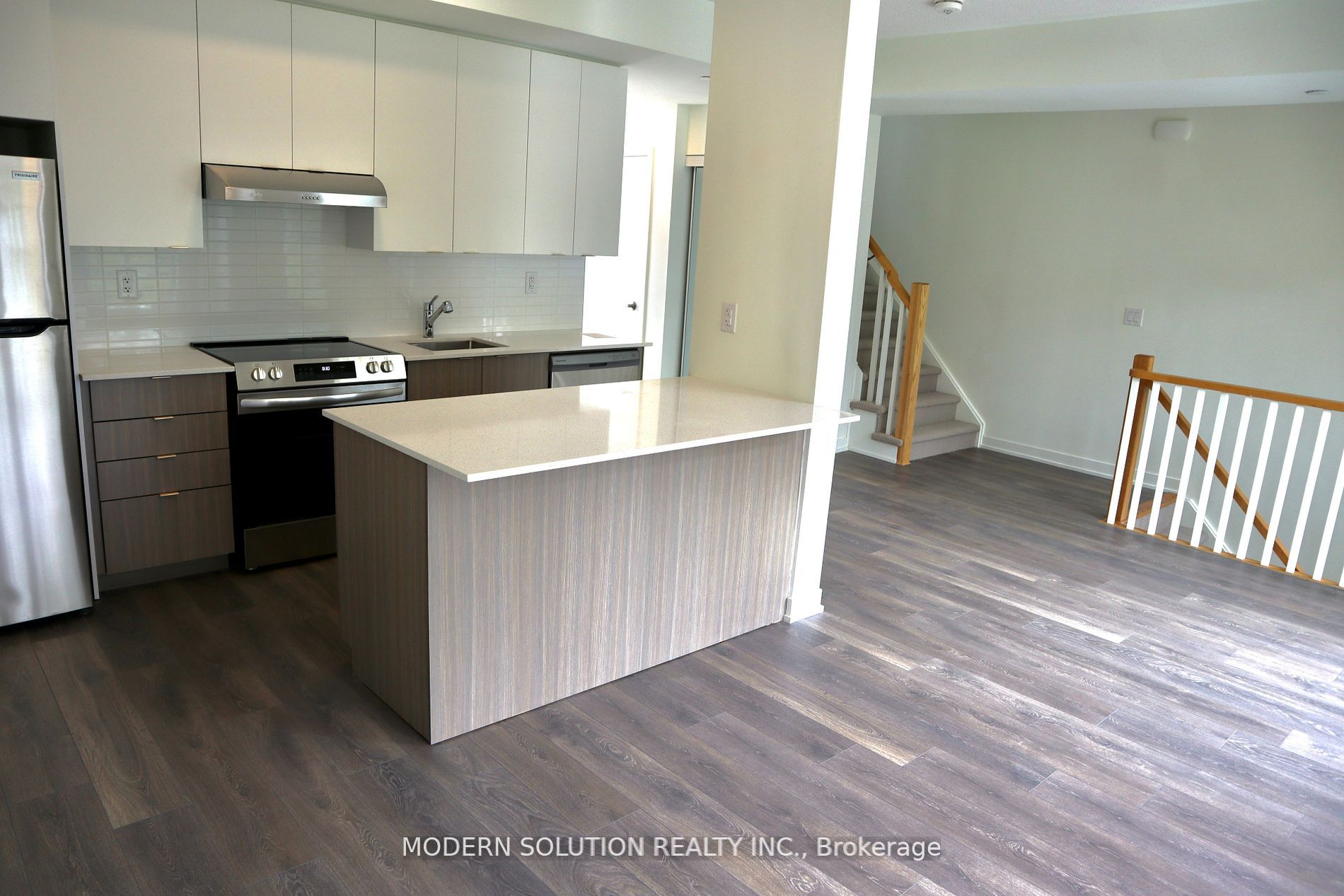 Additional image 6 of 208-155 Canon Jackson Drive, Toronto, ON, M6M 0E1