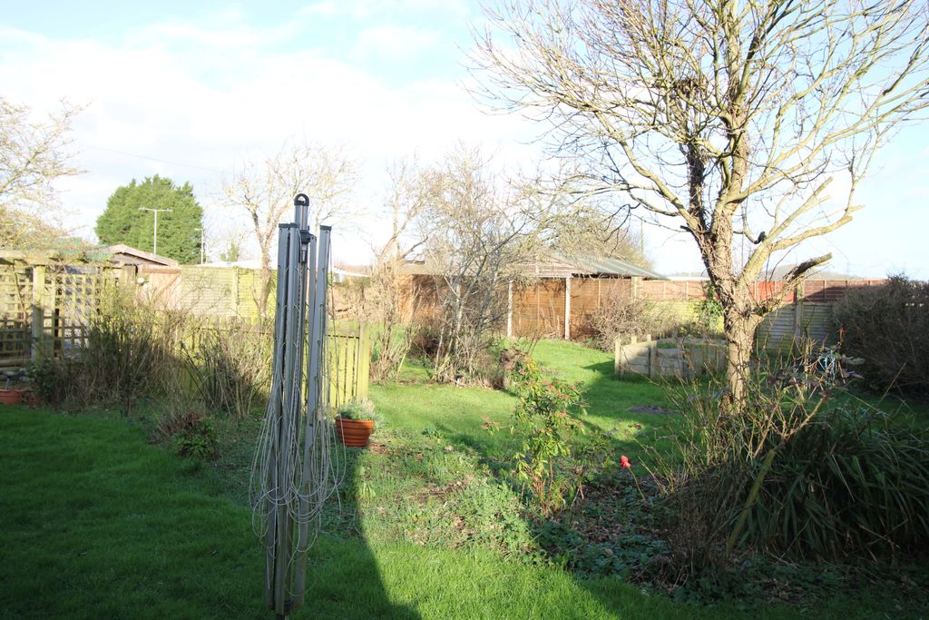 Additional image 8 of 4 bed cottage to rentChedzoy Lane, Bridgwater TA7