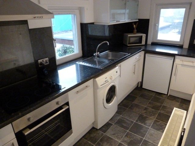 Additional image 2 of 2 bed flat to rentHigh Street, Lossiemouth IV31