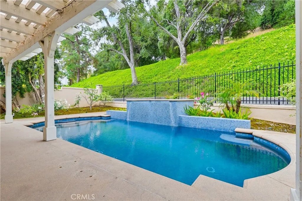 Additional image 27 of 23194 Park Blanco, Calabasas, CA 91302