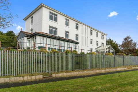 2 Astor Drive, Plymouth PL4