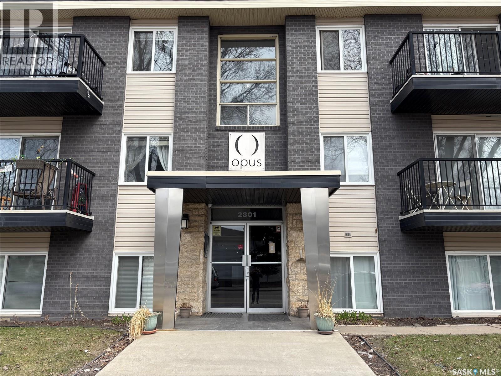 Additional image 2 of 2-2301 7th Street E, Saskatoon, SK, S7H1A2