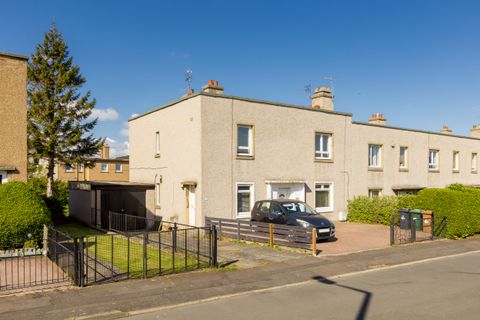 9 Broomhouse Grove, Edinburgh EH11