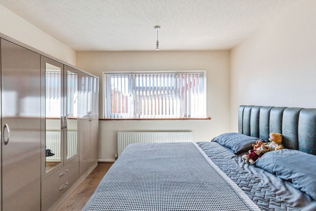 Additional image 12 of 2 bed bungalow for saleThe Pyghtle, Wellingborough NN8