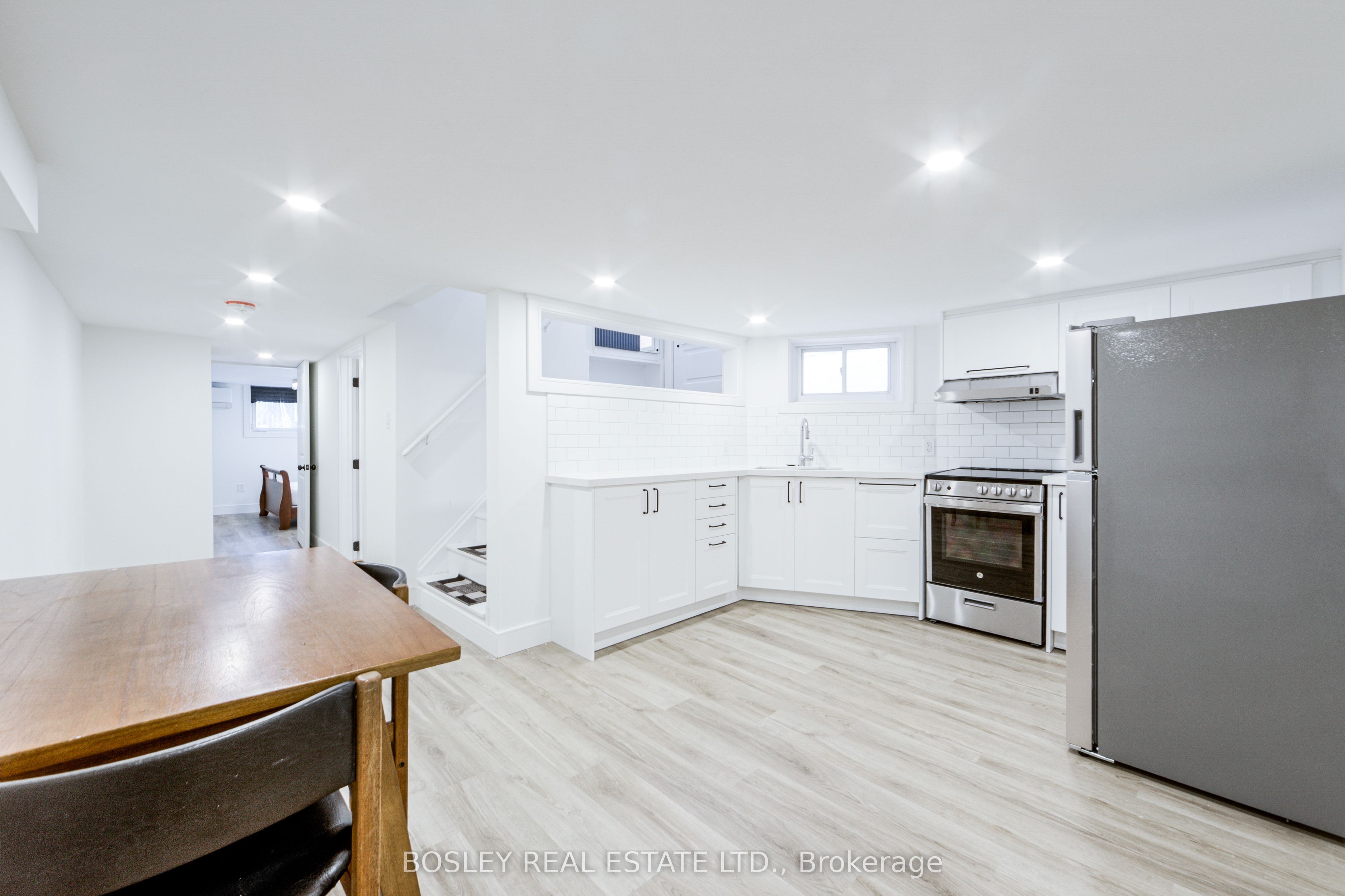 LOWER-13 Ravina Crescent, Toronto, ON, M4J 3L9 photo 3