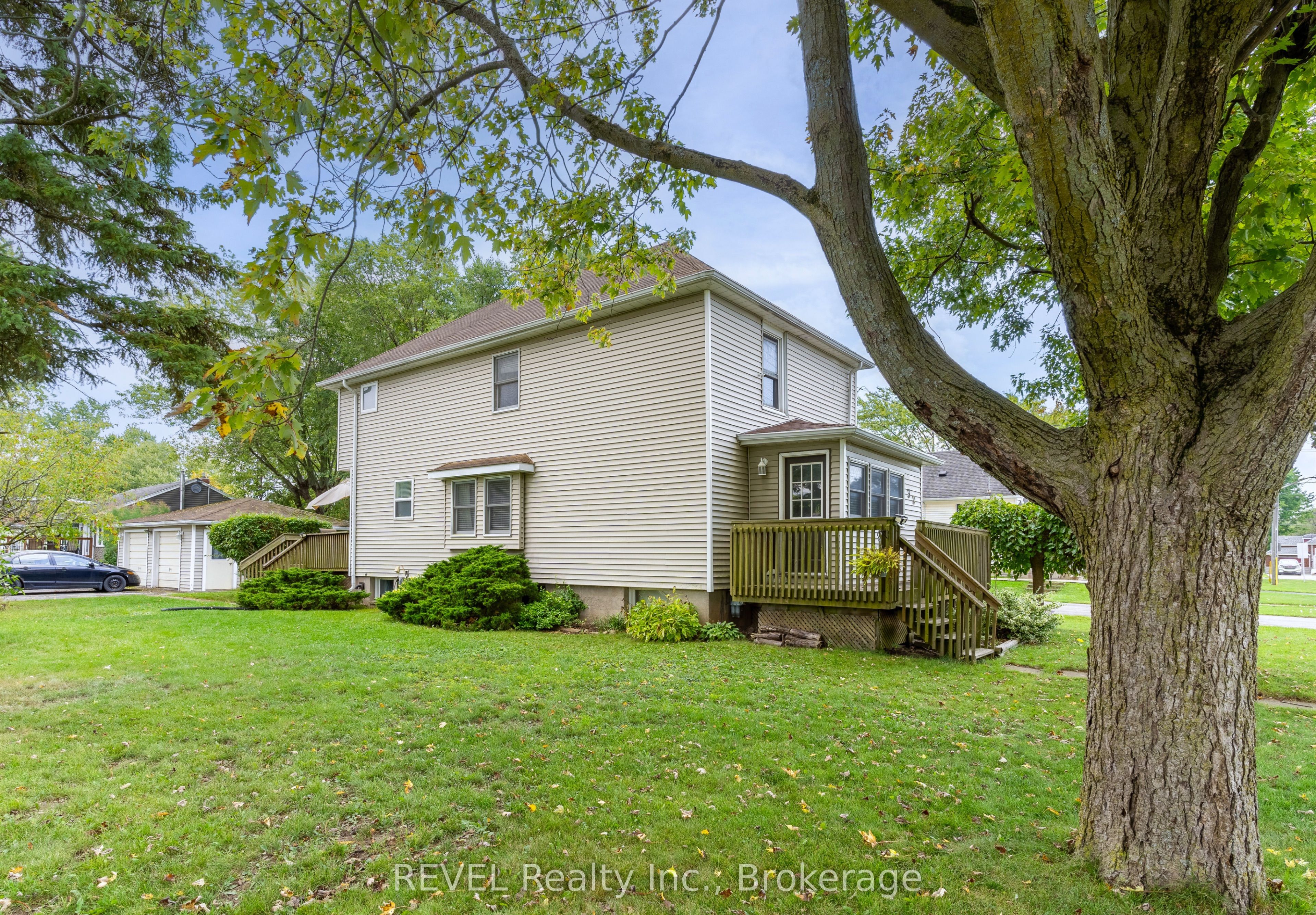 Additional image 2 of 32 Bay Avenue, Welland, ON, L3B 3G6