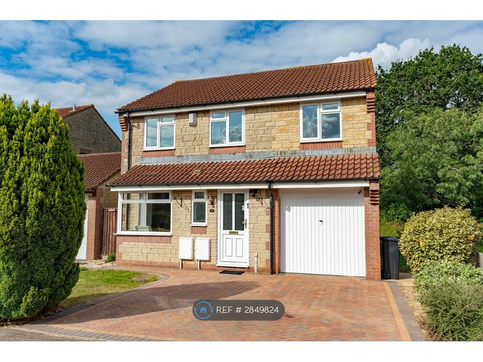 6 bed detached house to rentHuckley Way, Bradley Stoke, Bristol BS32