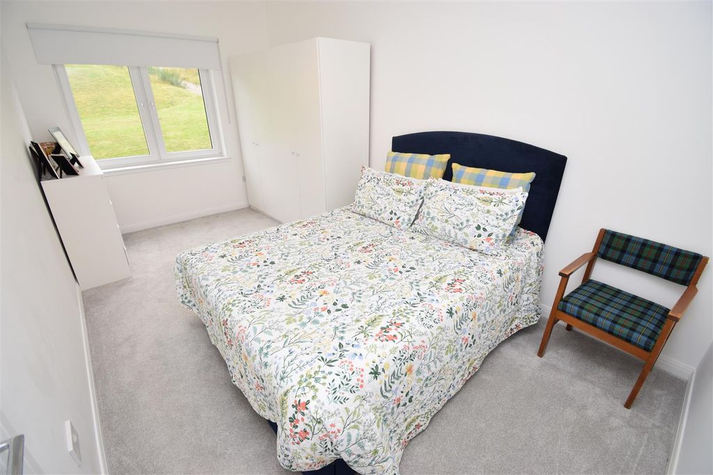 Additional image 15 of 2 bed flat for sale10 Broomhall Court, Inverness IV2