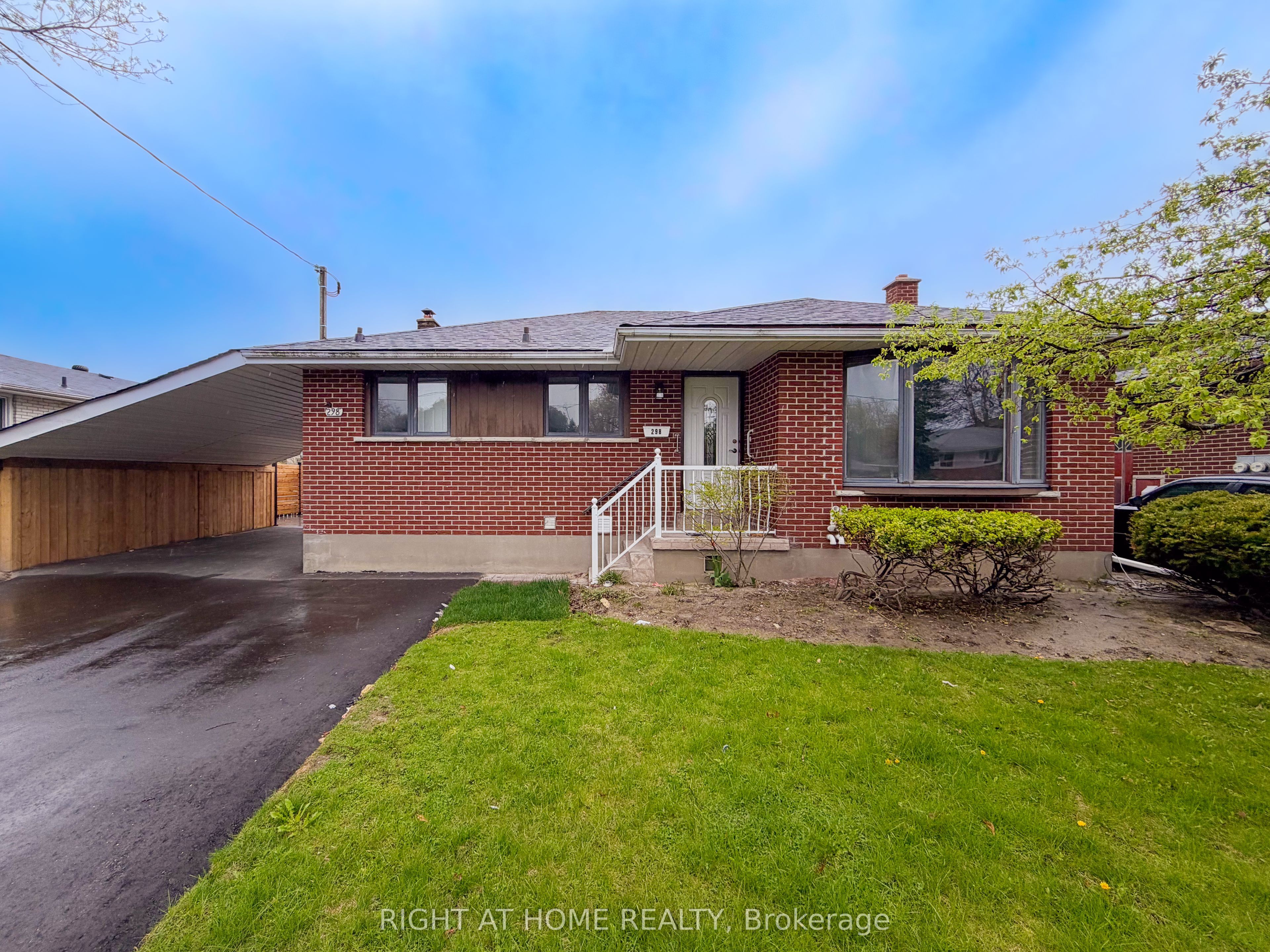 Lower-298 Dover Street, Oshawa, ON, L1G 6G6