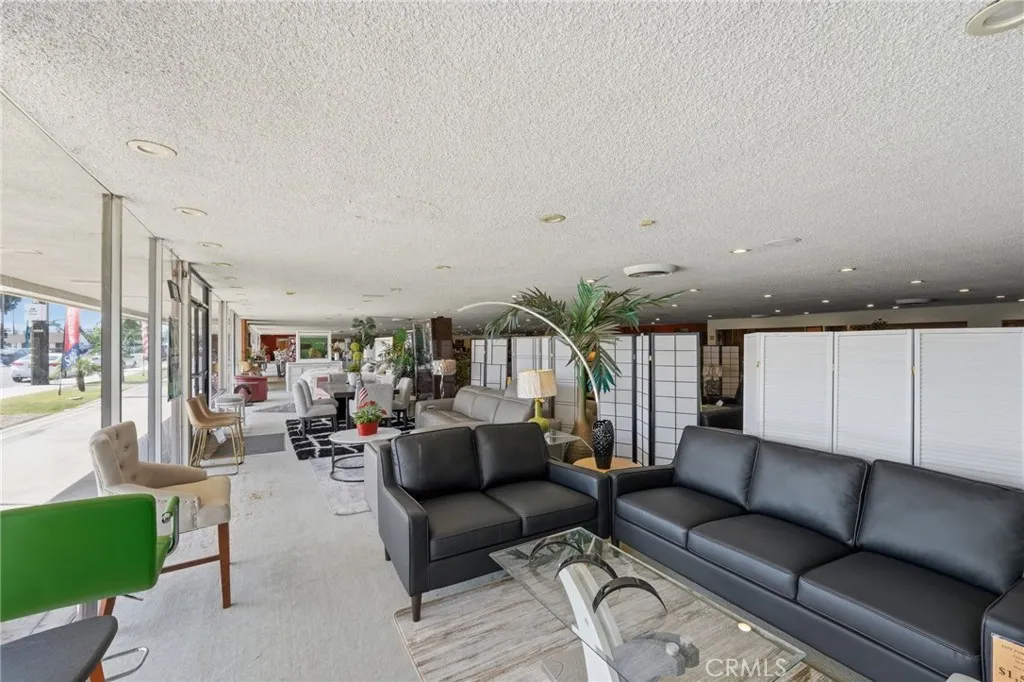 Additional image 14 of 945 N Azusa Ave, Covina, CA 91722