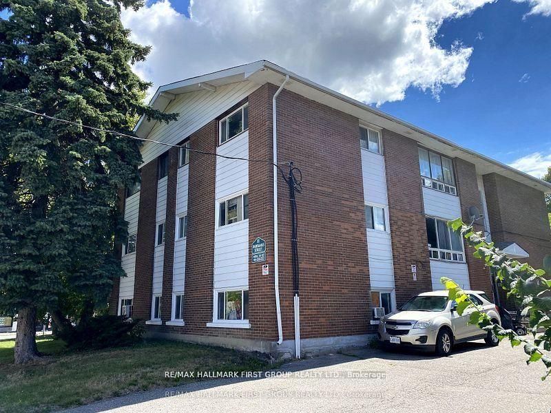 Additional image 2 of 11 Fairbanks Street, Oshawa, ON, L1H 2L7