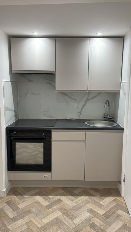 Additional image 3 of Studio to rent12 Studio Apartments, Cheapside, Luton LU1