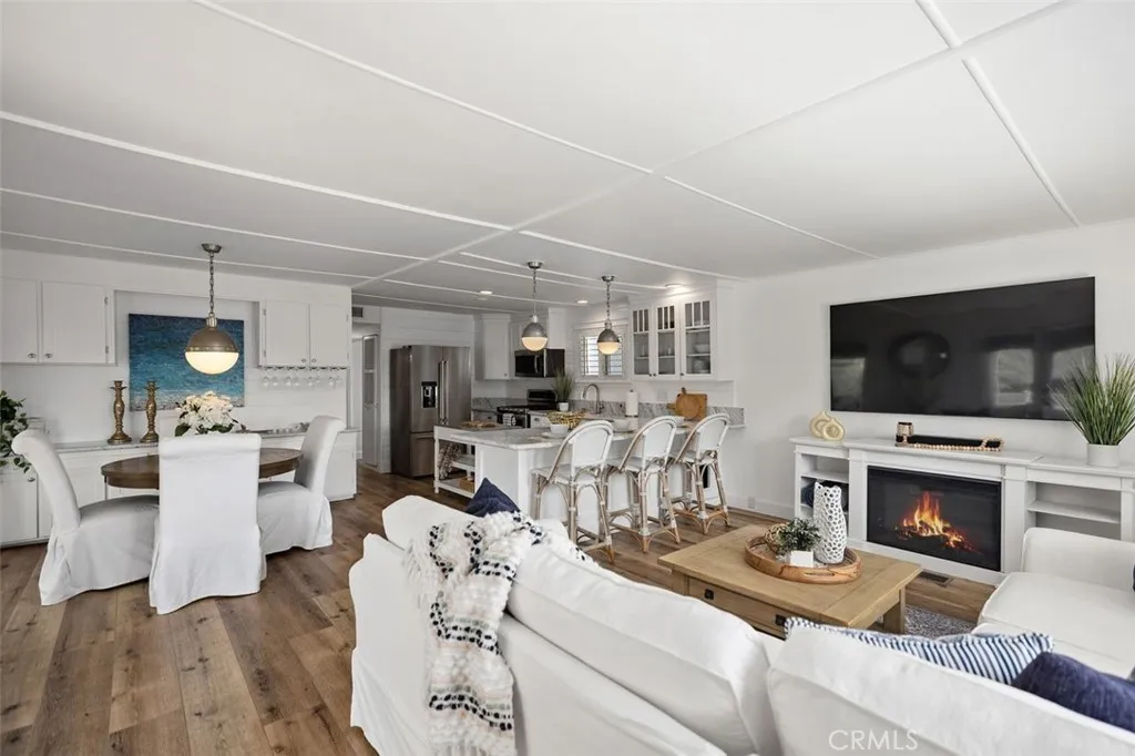 Additional image 14 of 264 Mayflower Dr, Newport Beach, CA 92660