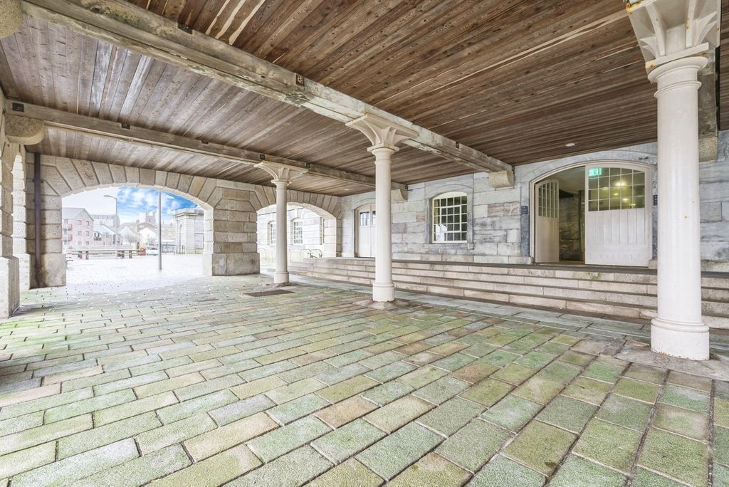Additional image 15 of 1 bed flat for saleRoyal William Yard, Plymouth, Devon PL1