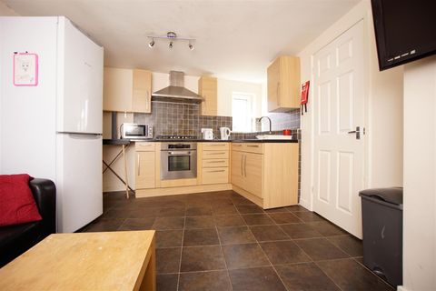 Addison Road - Flat 1, Plymouth PL4