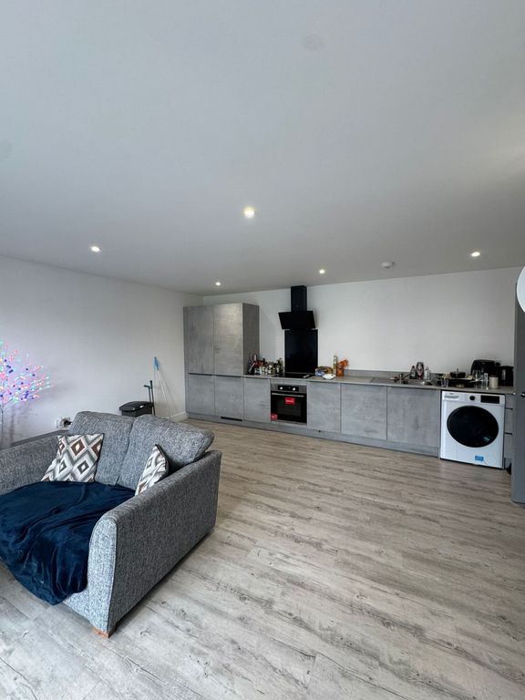 Additional image 4 of 2 bed flat to rentGreenbank Terrace, Plymouth PL4
