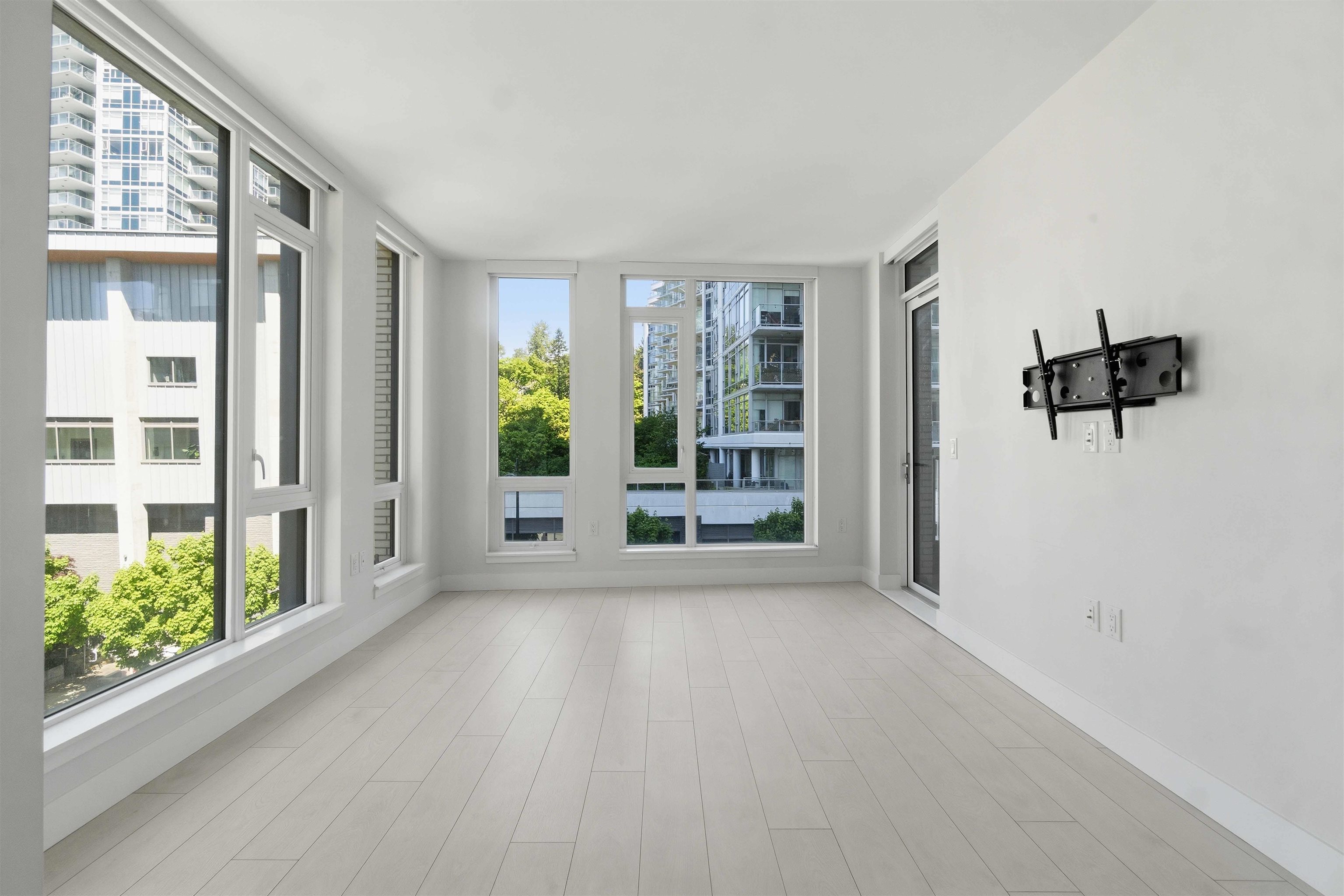 Additional image 3 of 404-3538 Sawmill Crescent, Vancouver, BC, V5S 0J8