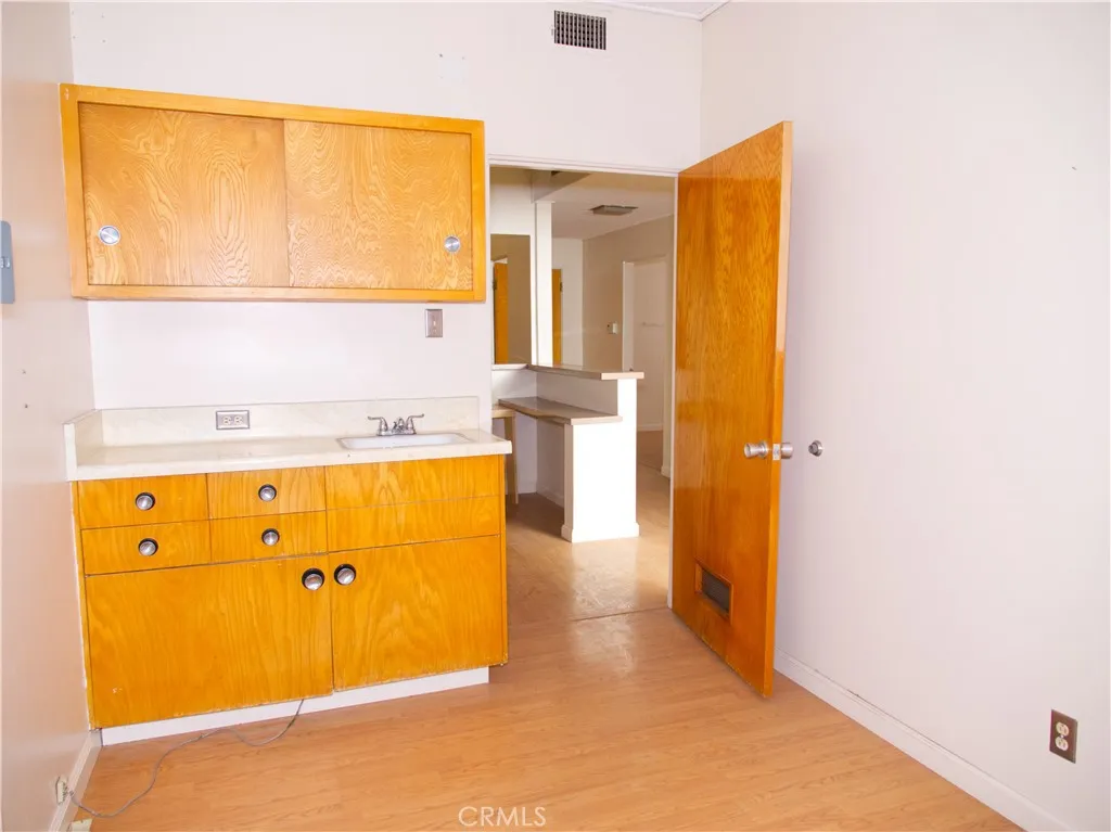 Additional image 10 of 900 E Main Street, Barstow, CA 92311