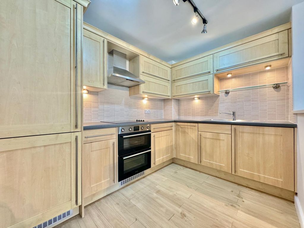 Additional image 3 of 2 bed flat to rentKing Street, Norwich NR1