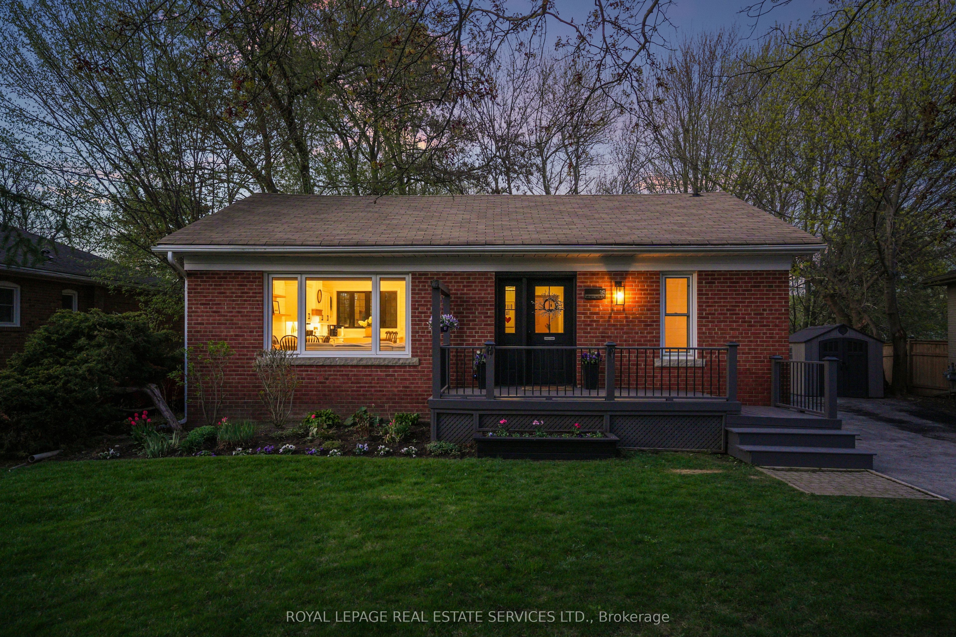 18 Elizabeth Street, Halton Hills, ON, L7G 3K2