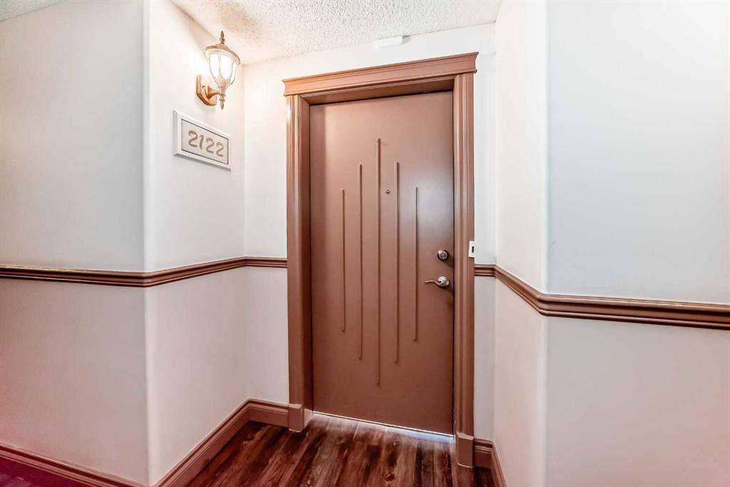 Additional image 5 of 2122-2122 Patterson View SW, Calgary, AB, T3H3J9