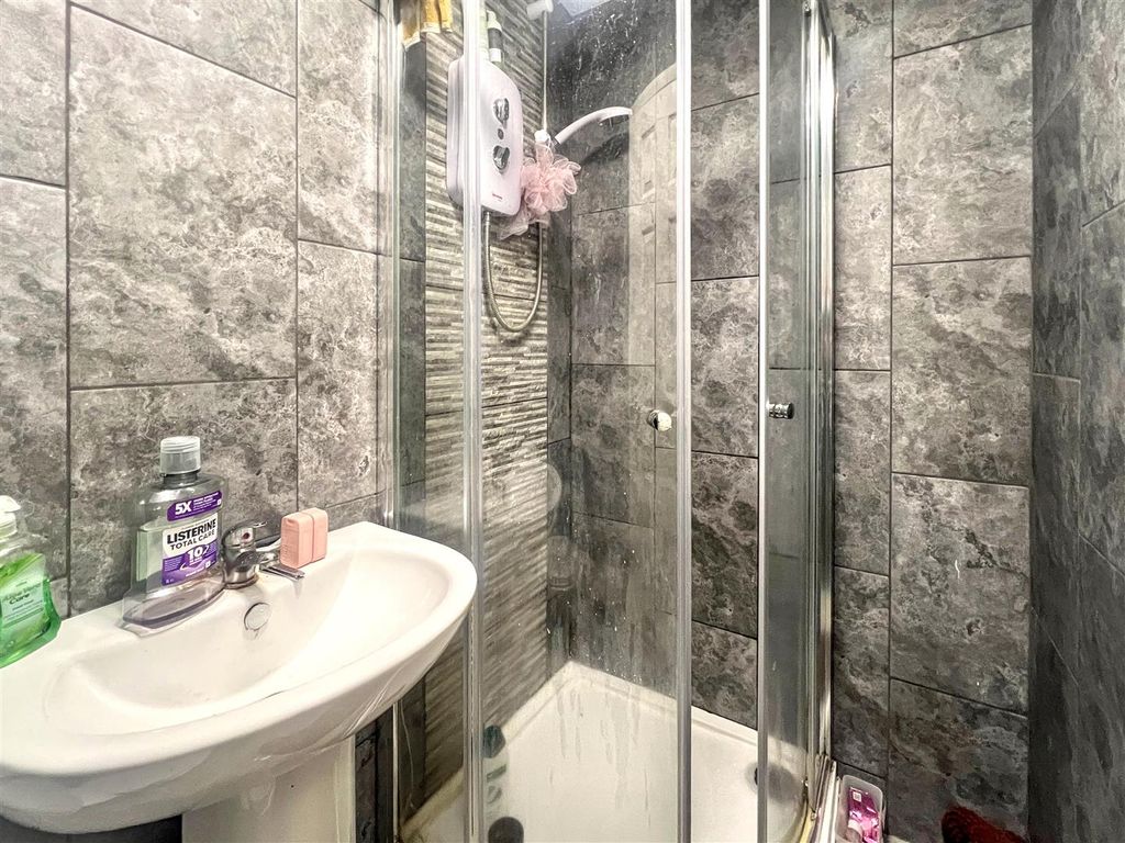 Additional image 6 of 3 bed flat to rentEdgeworth Road, Norwich NR5