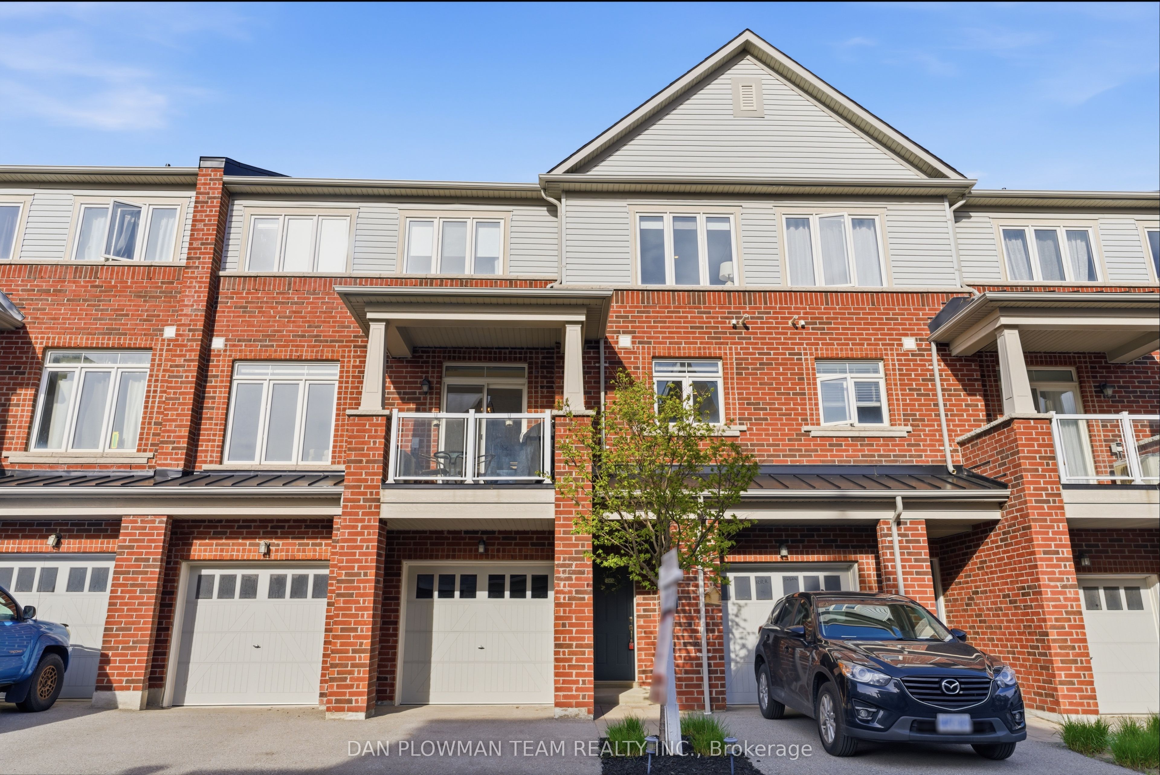 2431 Nantucket Chase, Pickering, ON, L1X 0E4