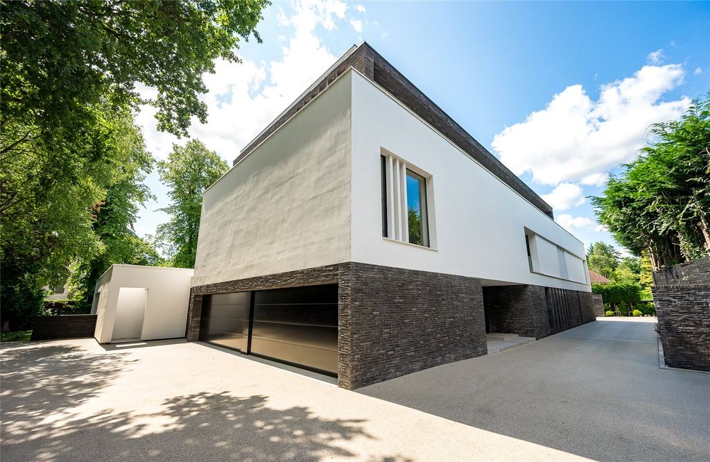 Additional image 13 of 3 bed flat to rentNorth Road, Hale, Cheshire WA15