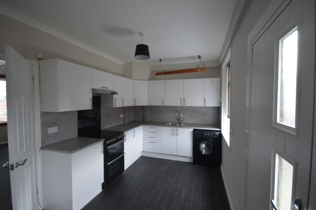 Additional image 5 of 3 bed semi-detached house to rentHall Park, Abernethy PH2