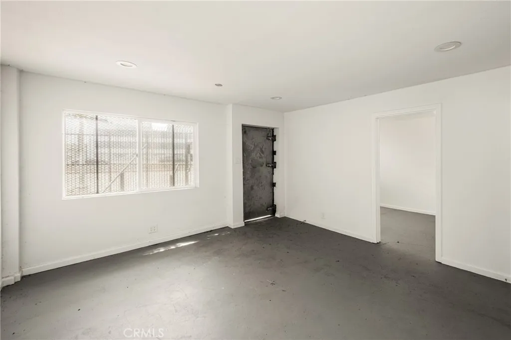 Additional image 8 of 4901 Telegraph Road, Los Angeles, CA 90022