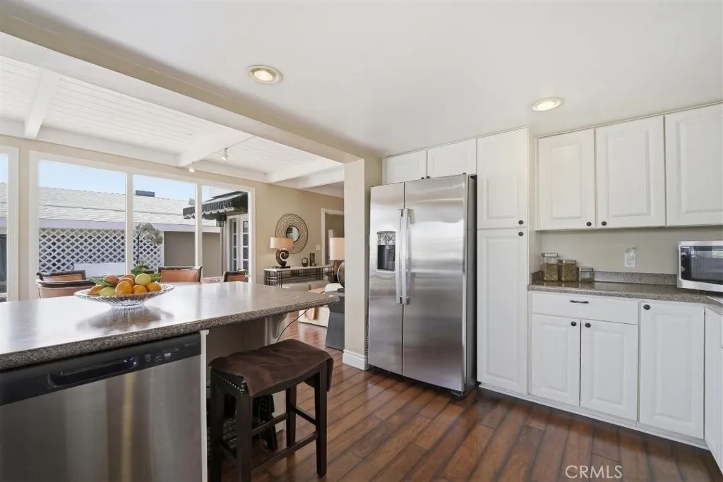 Additional image 15 of 59 Saratoga, Newport Beach, CA 92660