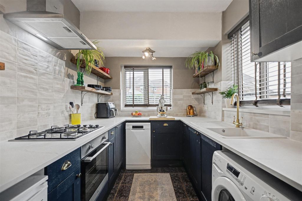 Additional image 3 of 3 bed semi-detached house for saleLarch Crescent, Beeston, Nottingham NG9