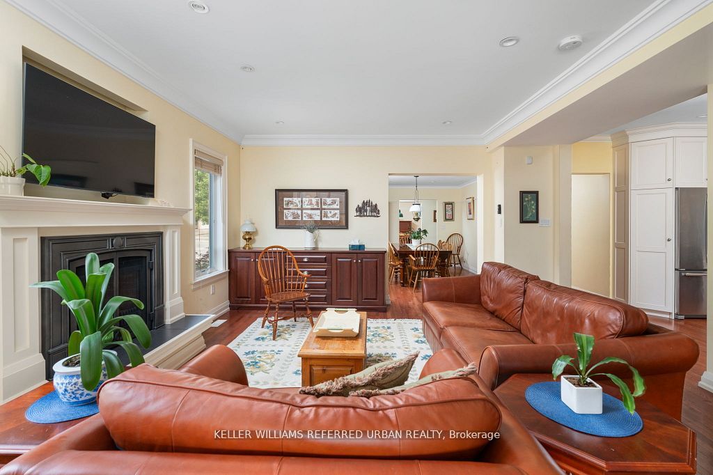 Additional image 6 of 317 Rathburn Road, Toronto, ON, M9B 2L7