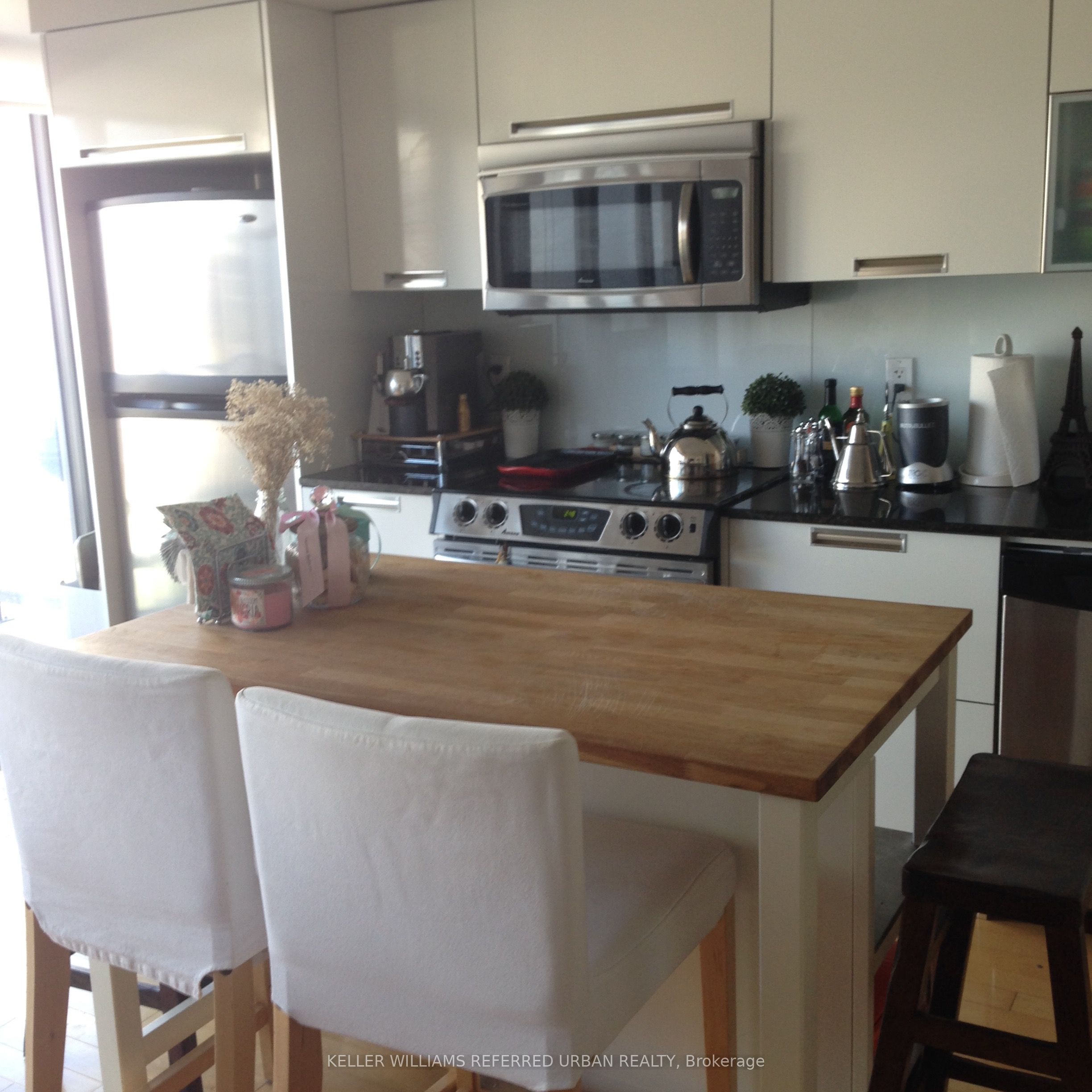 Additional image 6 of 806-33 Charles Street E, Toronto, ON, M4Y 0A2