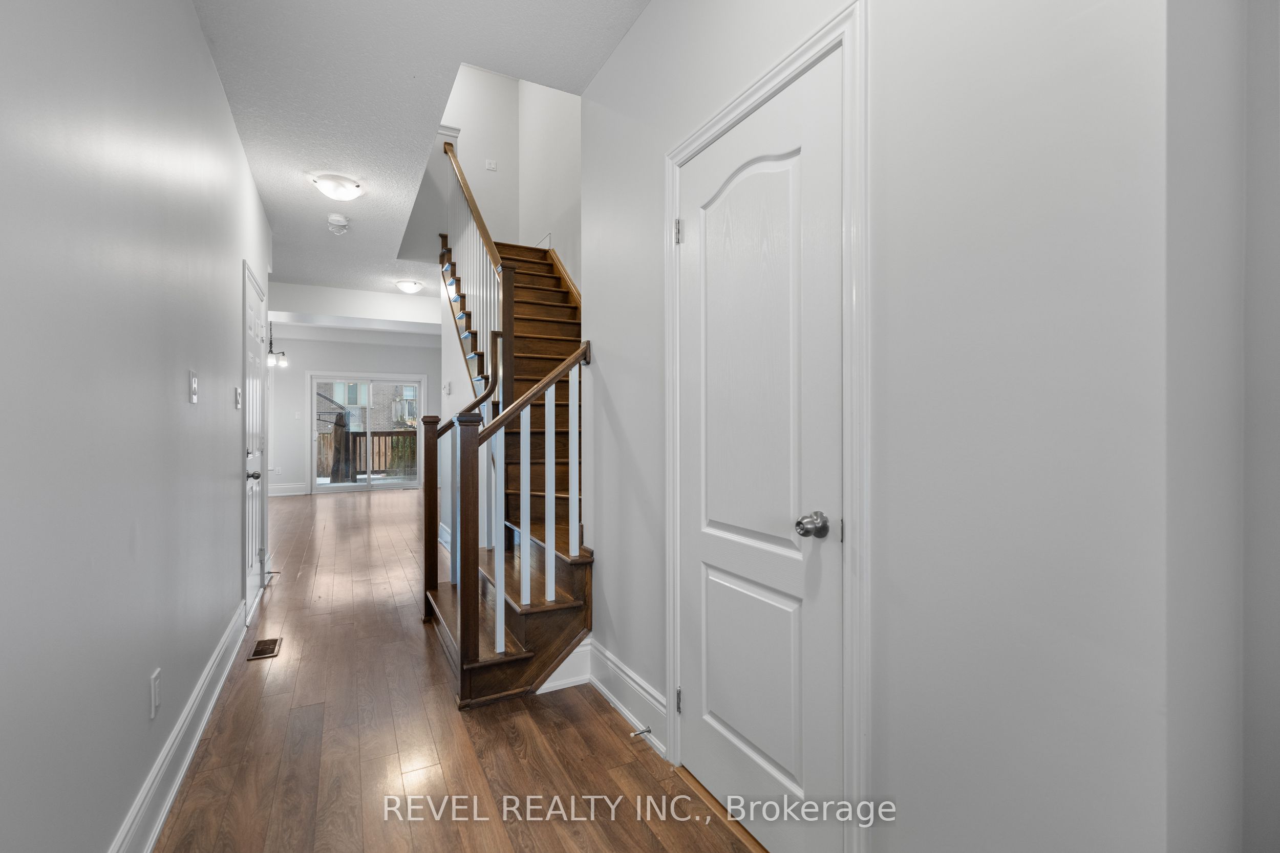 Additional image 3 of 35 Sunset Way, Thorold, ON, L0S 1A0