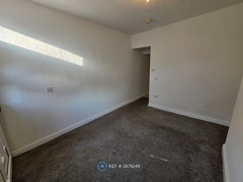 Additional image 2 of 2 bed terraced house to rentBurnaby St, Barrow-In-Furness LA14