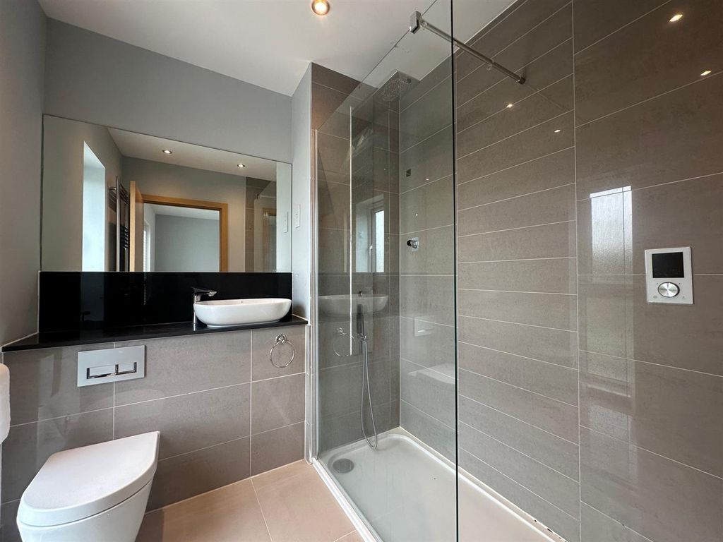 Additional image 24 of 5 bed detached house to rentMemorial Way, Off Thorpe Road, Peterborough PE3