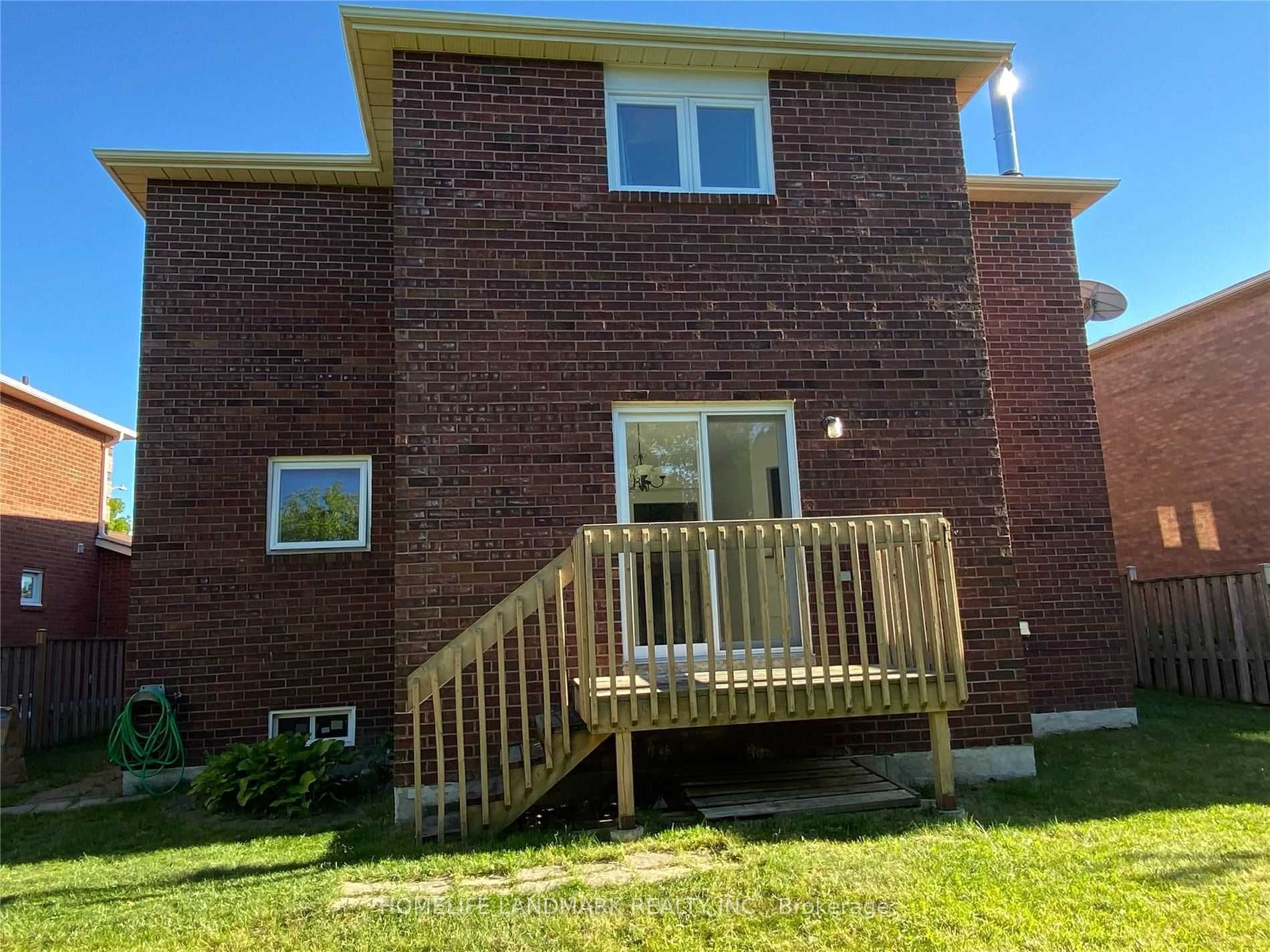 Additional image 2 of 102 Bernard Avenue, Richmond Hill, ON, L4C 9Z5
