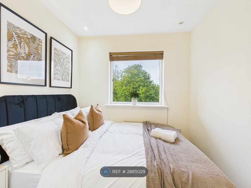 Additional image 15 of 2 bed flat to rentCorinne Court, Cheltenham GL51