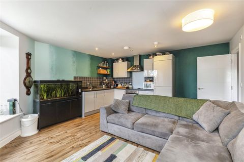 Elmtree Way, Kingswood, Bristol BS15