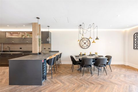 King Street, London W6, New home