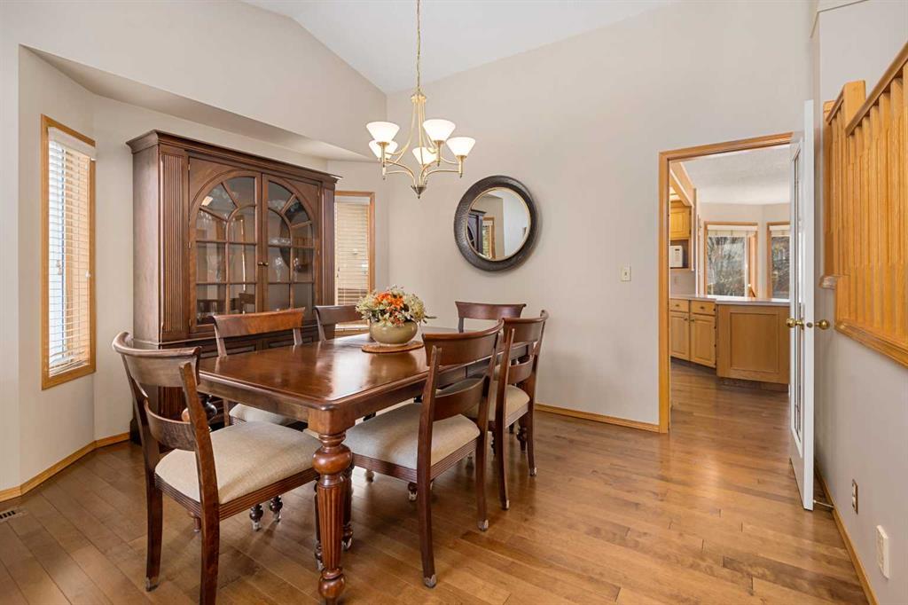 Additional image 6 of 27 Hawkstone Close NW, Calgary, AB, T3G 3P1