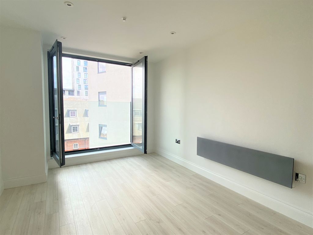 Additional image 4 of 2 bed flat to rentKey Street, Ipswich IP4