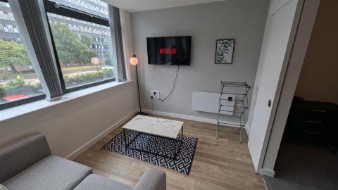 Paragon House 108, 48 Seymour Grove M16
