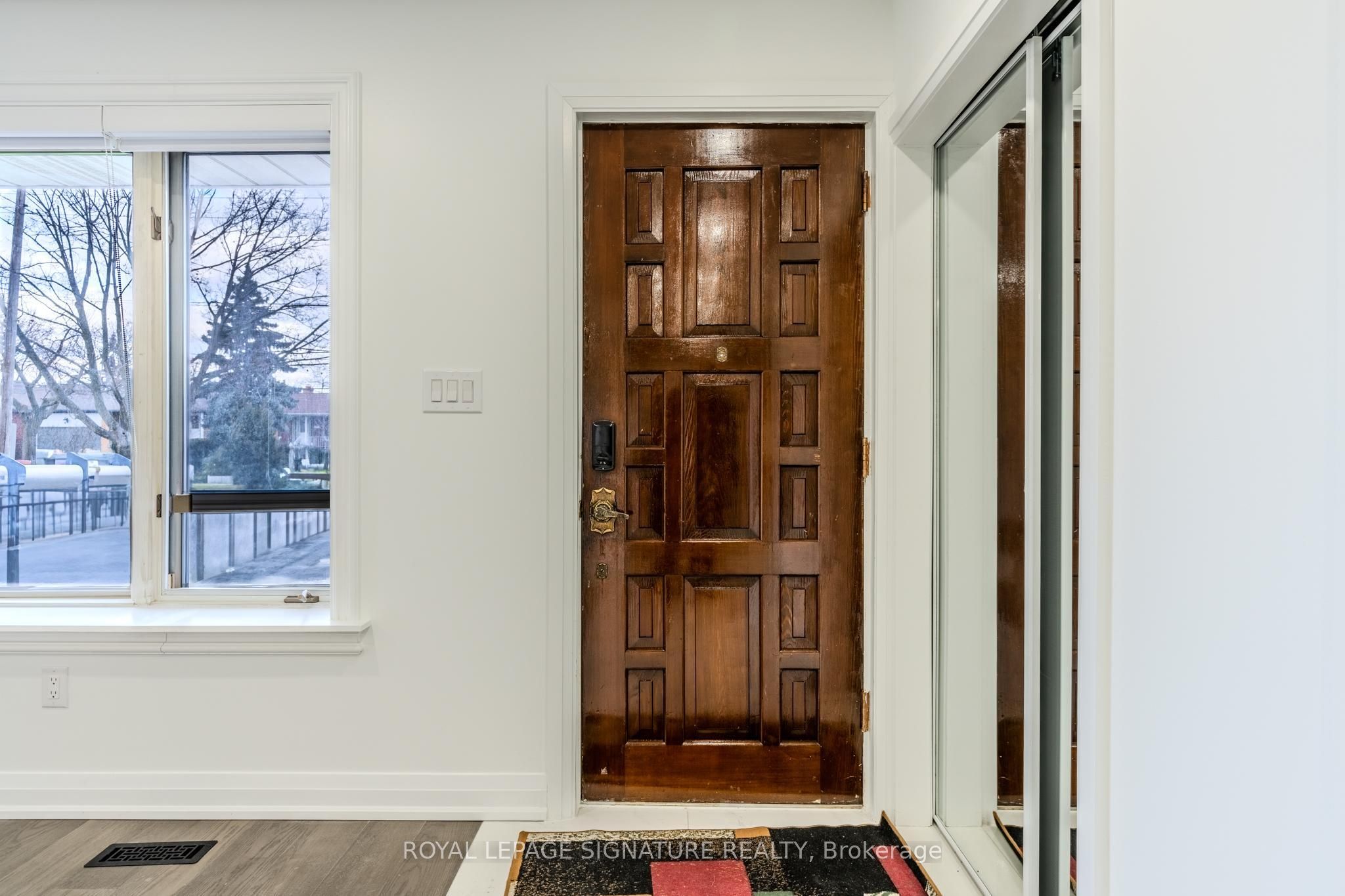 Additional image 4 of 2218 Cliff Road, Mississauga, ON, L5A 2N9