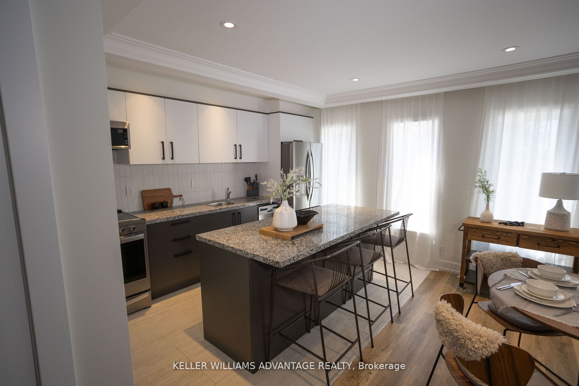 Additional image 3 of Unit 3-12 Batavia Avenue, Toronto, ON, M6N 4A2